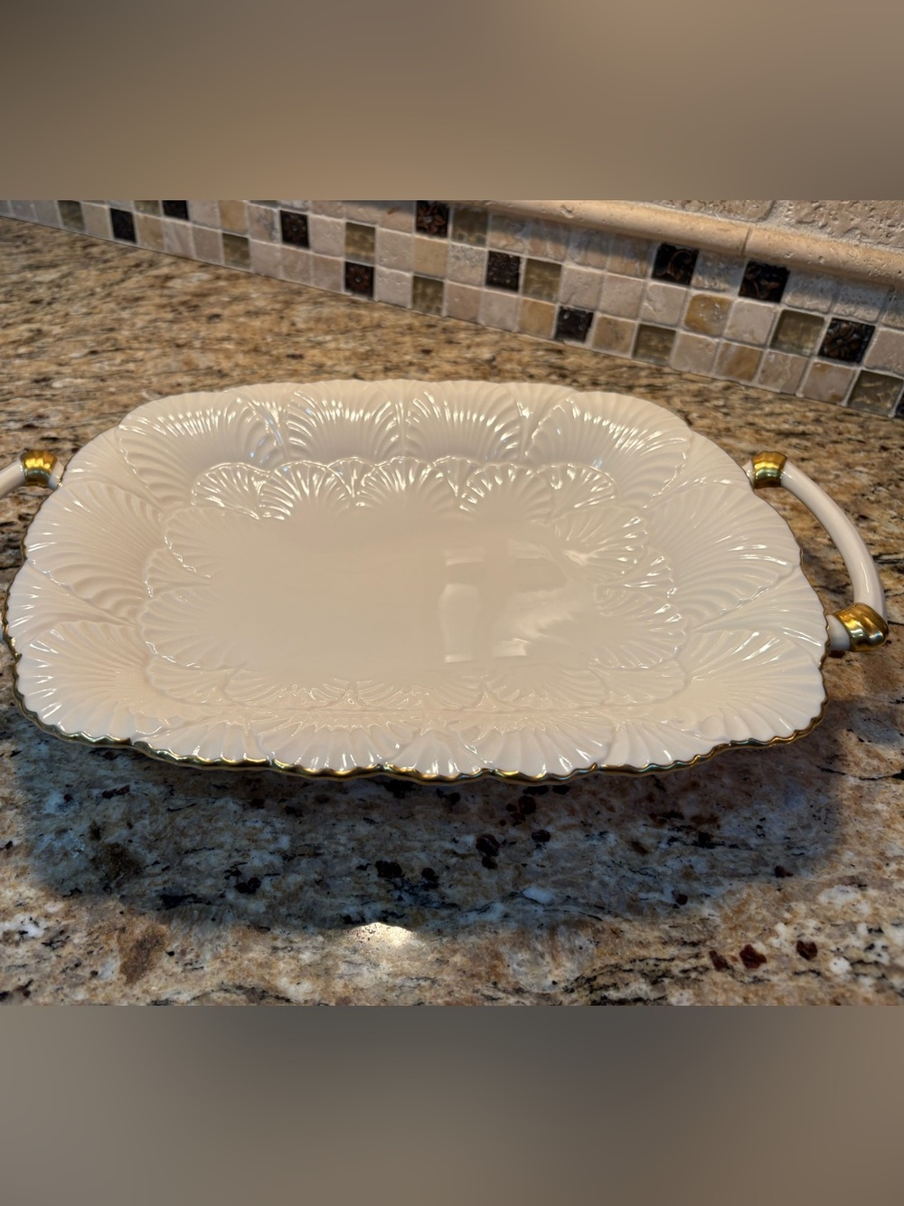 Lenox Trellis Collection Ivory Porcelain Handled Serving Platter 24K Gold Accent